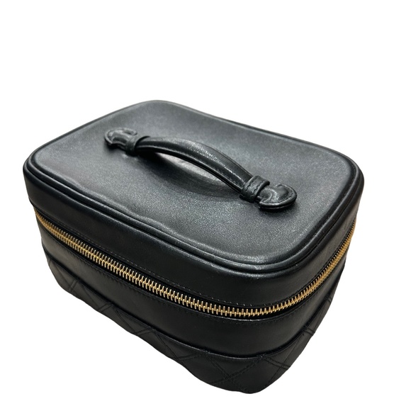 Chanel Black Lambskin Vanity Bag - Picture 1 of 9